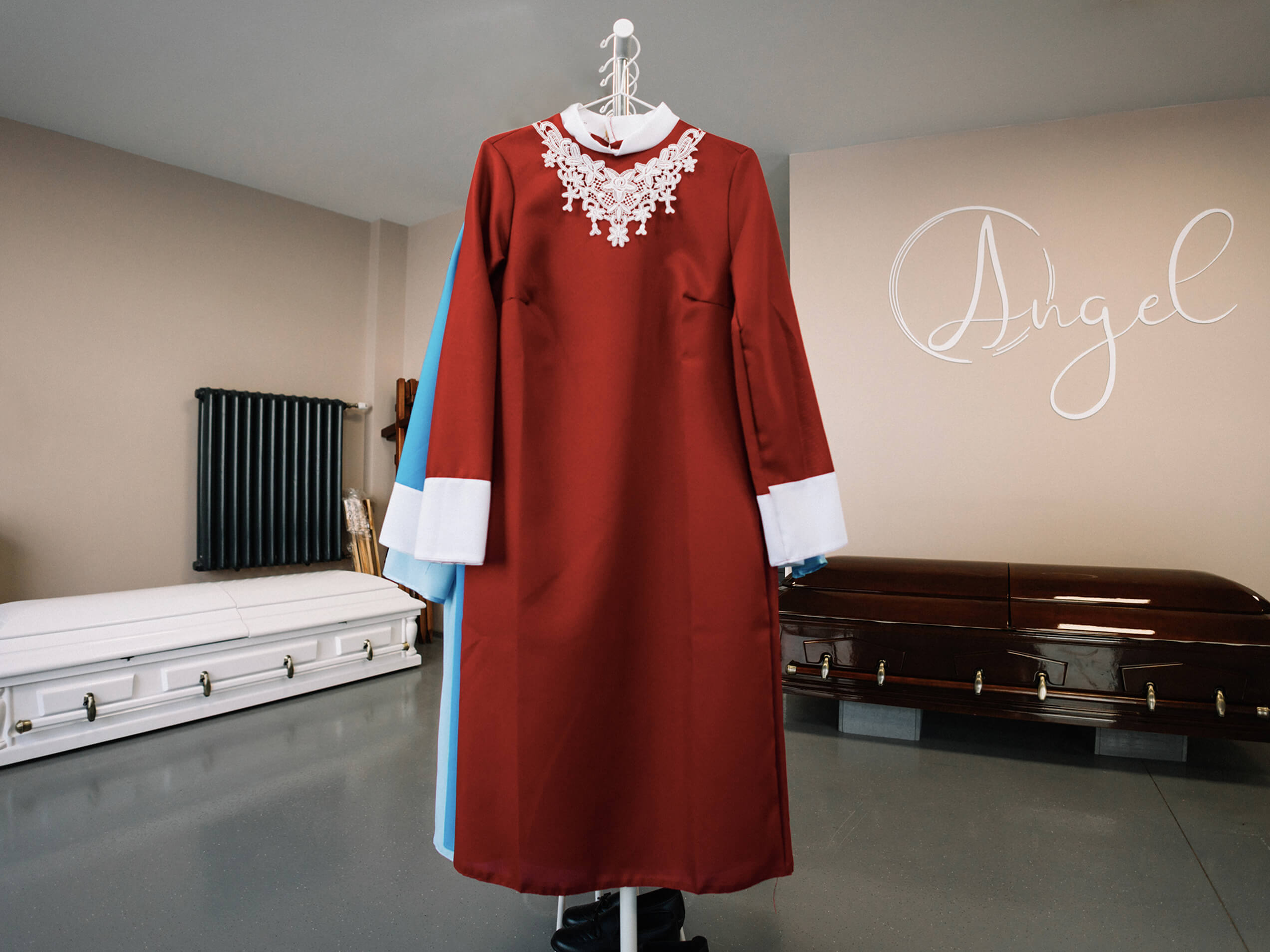 Одежда для усопшего Широкий выбор одежды для усопших — комплекты для женщин и мужчин для церемонии прощания