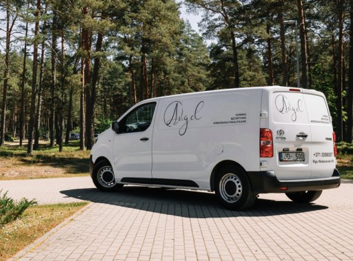 Специализированный катафалк ритуального бюро Angel AB